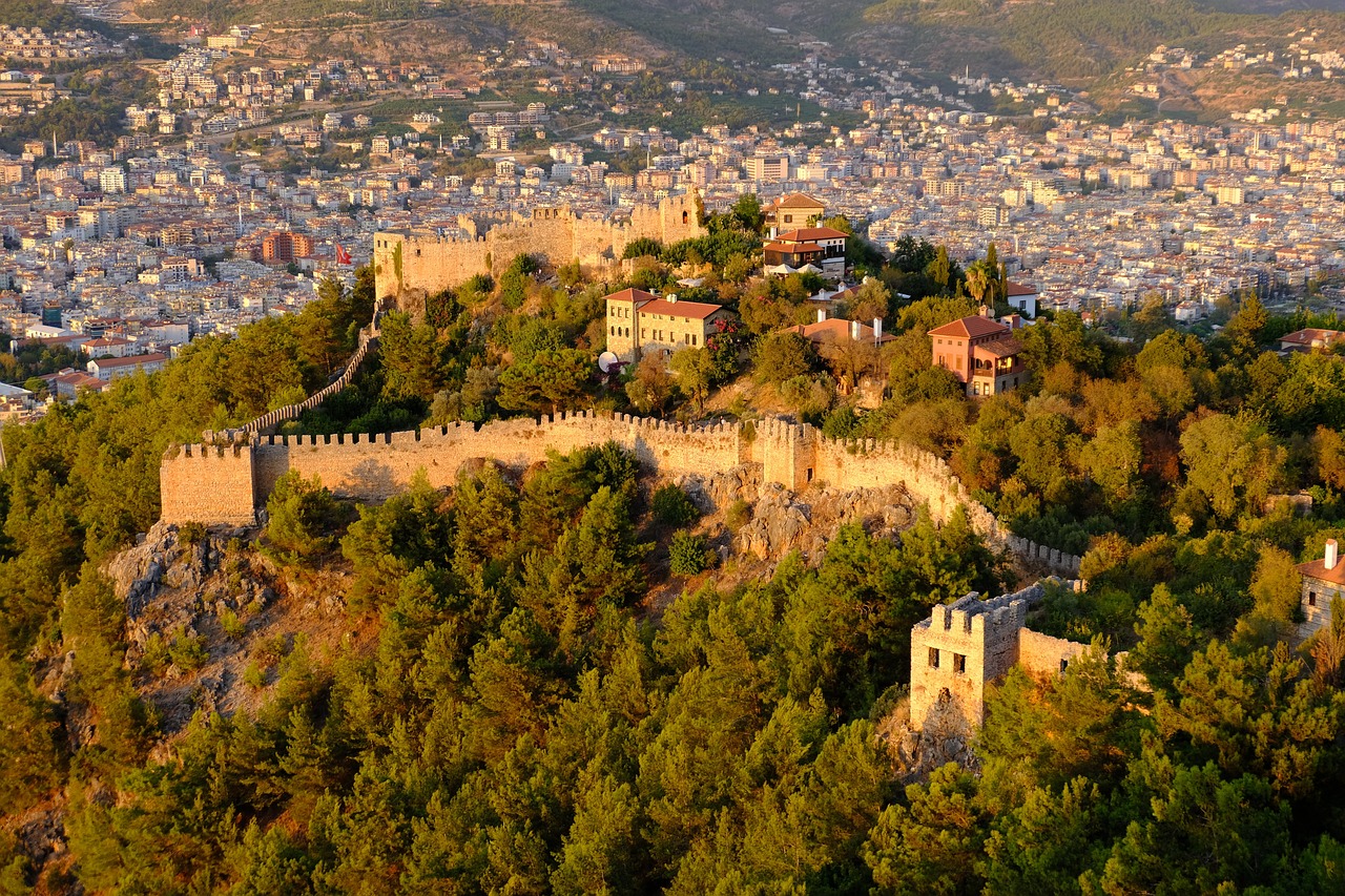 Antalya voor geschiedenisfanaten: leer alles over de oude beschavingen